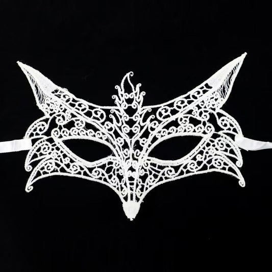 Masquerade Vixen · Snow White