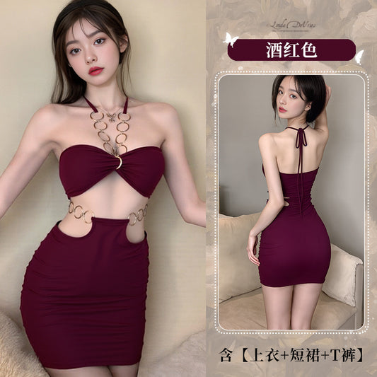 「PRE-ORDER」Metal O-Ring Chain Halter Cut-out Wine Red Two-Piece Set