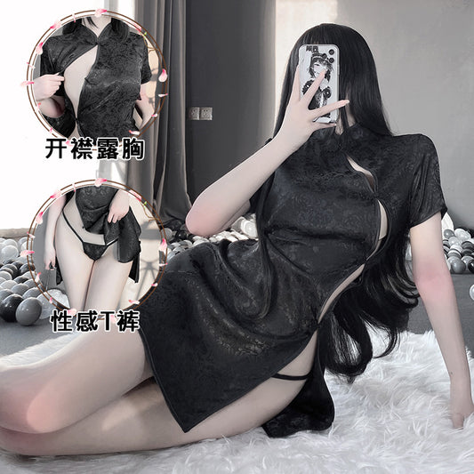 「PRE-ORDER」Jacquard Open-Placket Cut-out Cheongsam in Black